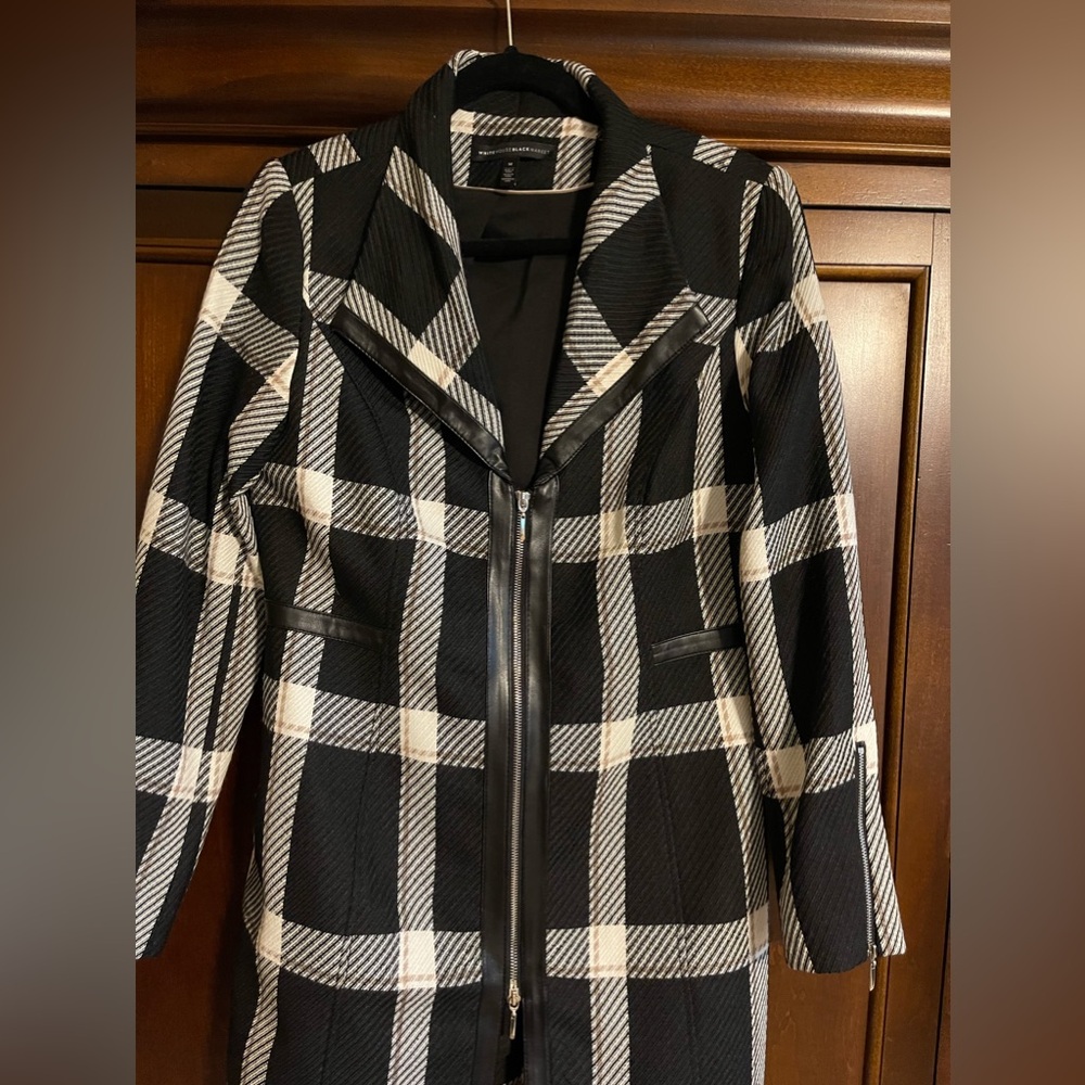 New never worn zip front long jacket